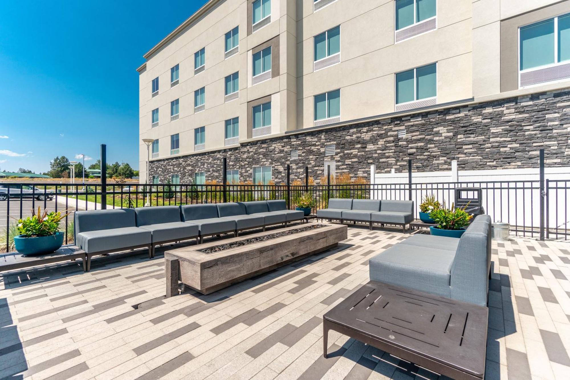 Hampton Inn Redmond Bend Airport Εξωτερικό φωτογραφία